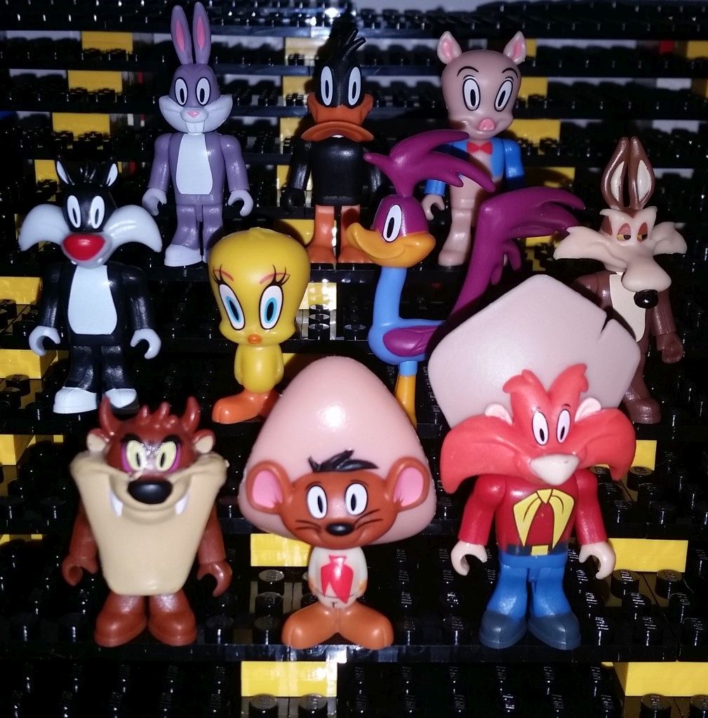 Character Building Looney Tunes Show Series 1 Figures Complete Set Display