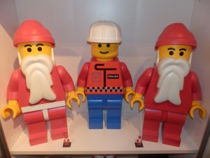 Lego 19 inch Giant Store Display Minifigure Model (28)