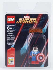 SDCC Exclusive Minifigure Give Away 2015-Sam-Wilson Captain America Packaging