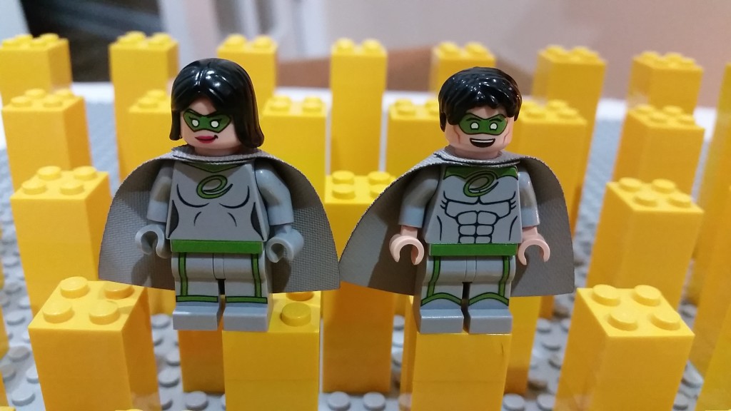 Lego Emerald City Comic Con Crusader 1 in 500 Exclusive Minifigure Set
