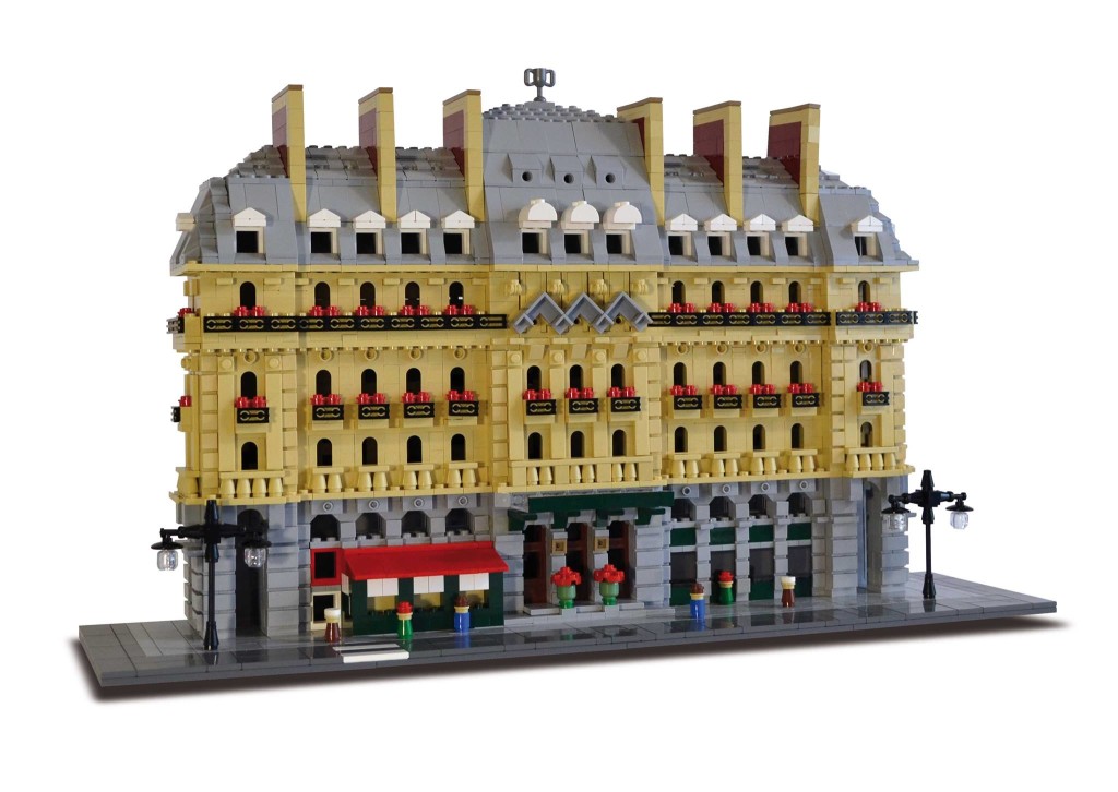 Lego Modular Hilton Paris Opera Set with 2503 pieces Marked Lego Certified Professional Built