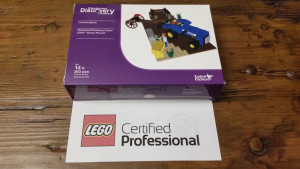 1 of 200 Lego Certified Professional Boxed Set - Farm and Tractor Trailer