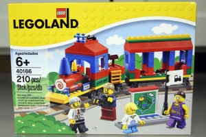 Lego Legoland 40166 Lego land Train Set 210 Pieces Front other