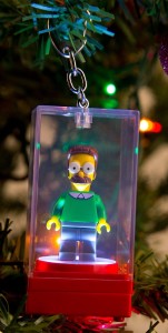 Lego Minifigure Lighted Christmas Tree Ornament (1)