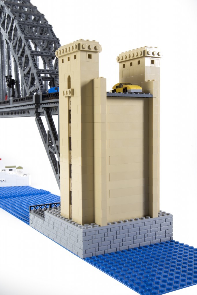 Limited Edition LEGO Brick Tyne Bridge Model created by Bright Bricks Bridge Built Piller