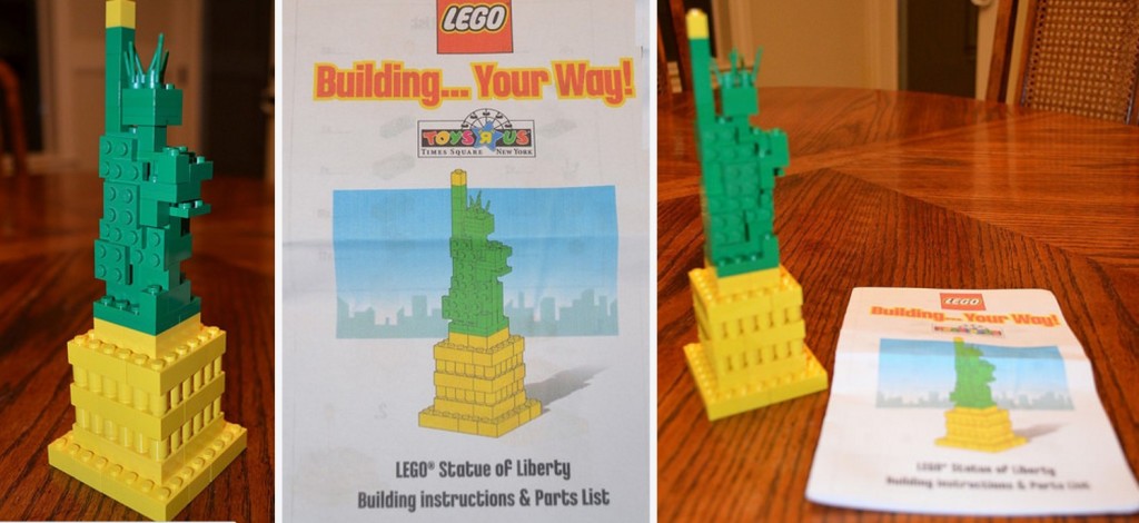 New York Times Square Pick A Brick Statue of Liberty Model with Instructions