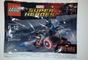 Lego Super Heroes Marvel Civil War Captain America Motorcycle Polybag found on Toys R Us site built (5)