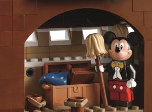 Lego Disney Castle 71040 Mickey with Mop