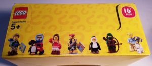 Lego Series 16 71013 Minifigure Box Front
