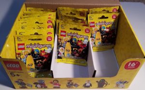 Lego Series 16 71013 Minifigure Box inside