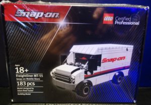 Lego Snap-On Certified Professional Frieghtliner MT-55 Snap-on Mobile Store