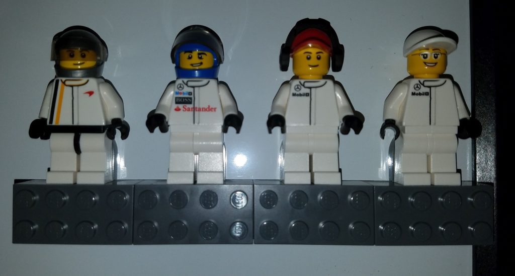 Lego Speed Champions Mercedes Minifigures