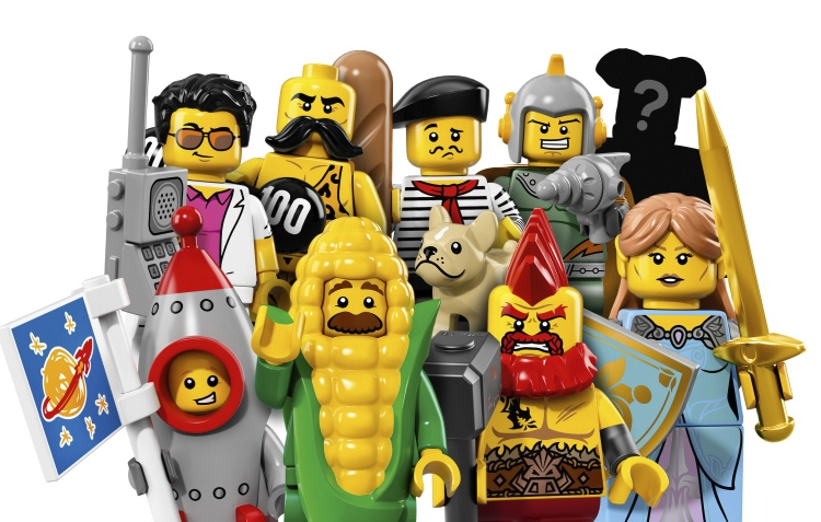 lego minifigure 17