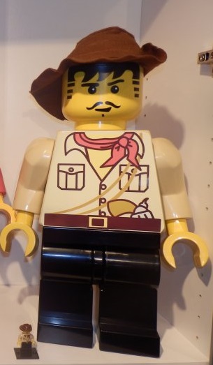 Lego Store Display Johnny Thunder (adv010)