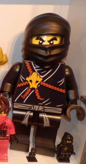 Lego Store Display Black Ninjago Cole Figure