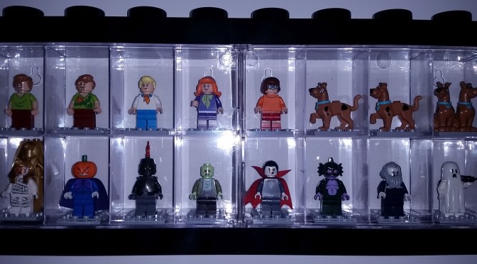 Large Minifigure Display Case on Discount at Amazon