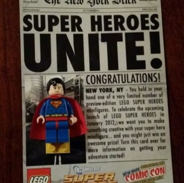 Lego NYCC Super Man Figure – Pretty Hard to find this card