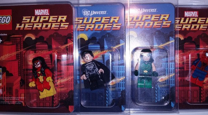 SDCC 2013 Exclusive Minifigures – Green Arrow and a Superman are up on eBay