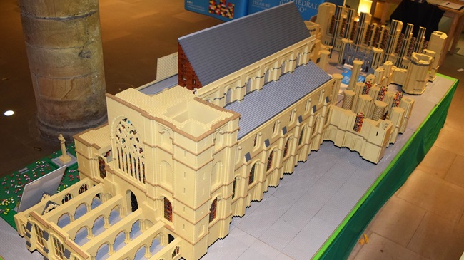 300,000 Piece Durham Cathedral is pretty Accurate