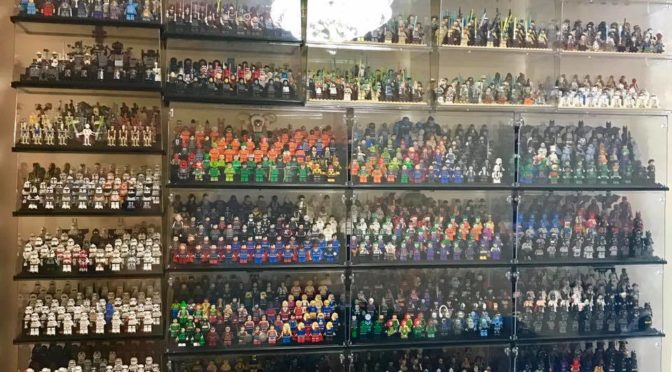 COLLECTORS CORNER MINIFIGURE DISPLAY – HOW DO YOU DISPLAY YOUR MINIFIGURES – HERE IS HOW ENOCH DISPLAYS HIS OFFICIAL LEGO AND CUSTOM MINIFIGURE COLLECTION